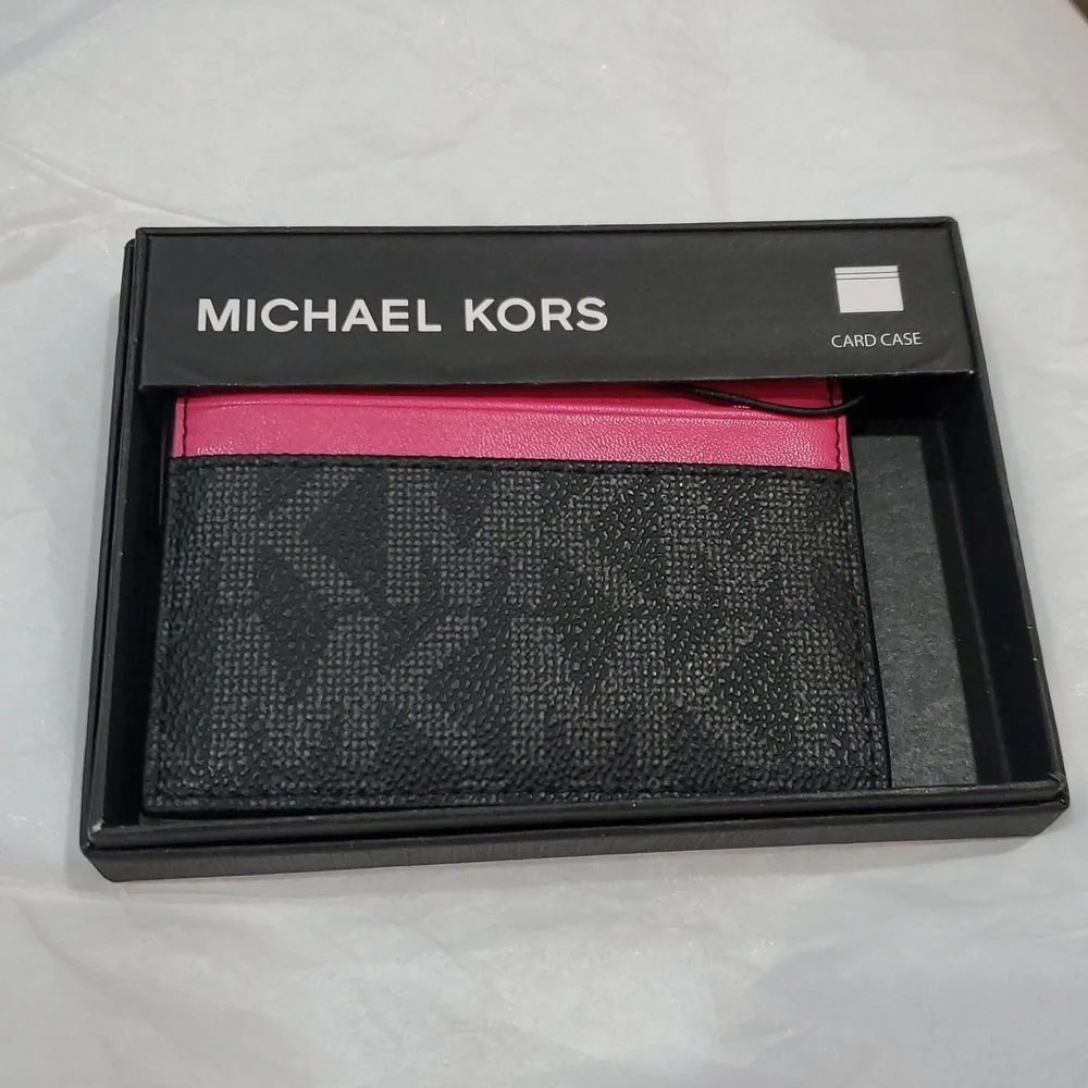 Michael Michael kors‎ black monogram pink dragonfruit trim jet set card case new